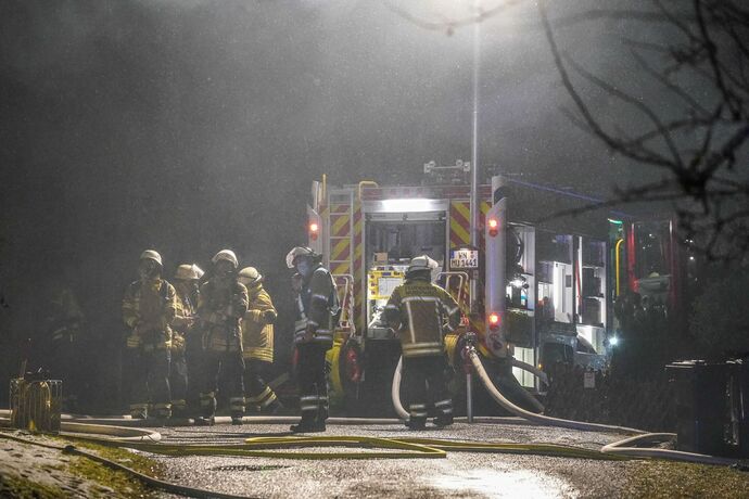 Murrhardt-Kirchenkirnberg: Gebaeudebrand - Bewohner koennen sich rechtzeitig retten