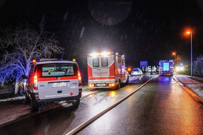 Murrhardt-Kirchenkirnberg: Gebaeudebrand - Bewohner koennen sich rechtzeitig retten