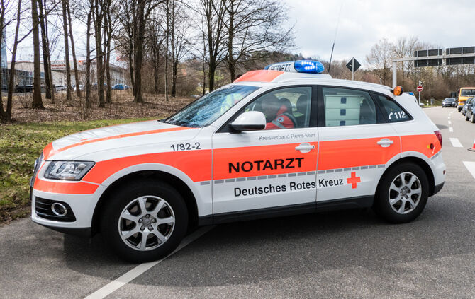 Einsatz wegen Autobrand - Bild 07_6
