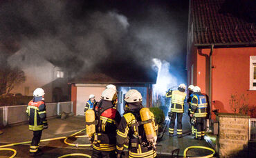 Schuppenbrand durch falsch angeschlossene Gasflasche an Heizung, Korb, 19.12.2018.