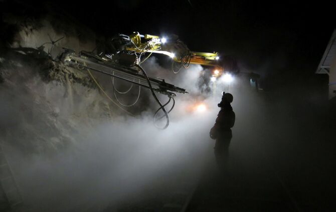 9bd34bc3-885d-4468-b0ac-7d06722f9df5.jpg_0