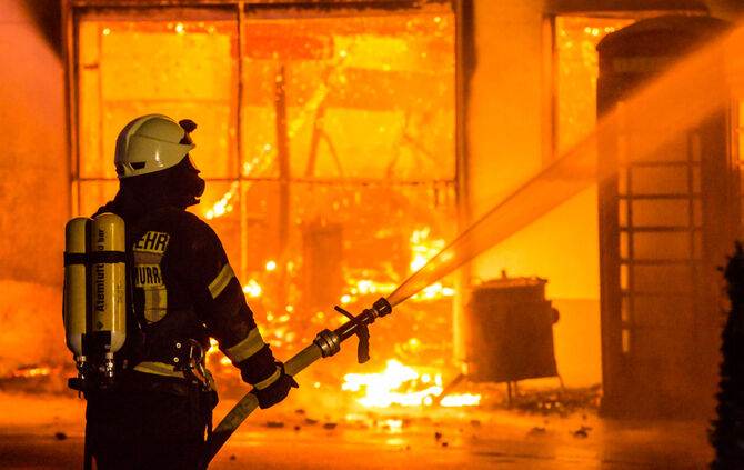 Großbrand im Frühmeßhof - Bild 19_18