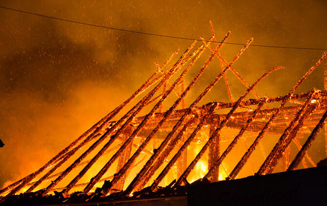 Großbrand im Frühmeßhof - Bild 23_22