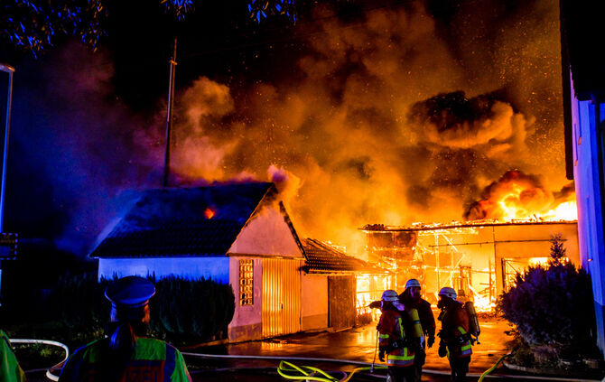 Großbrand im Frühmeßhof - Bild 33_32