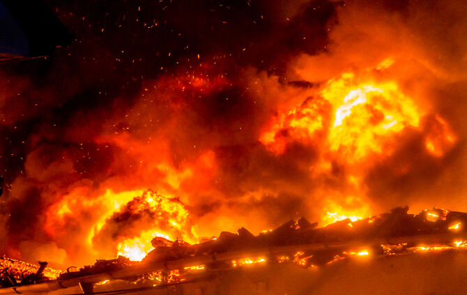 Großbrand im Frühmeßhof - Bild 44_43