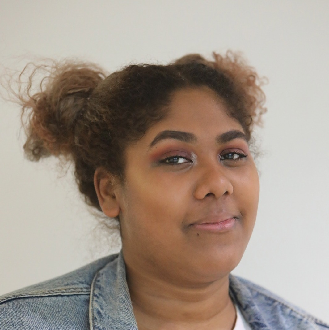 Sofie Smakici Autorenbild Profilbild Köpfle