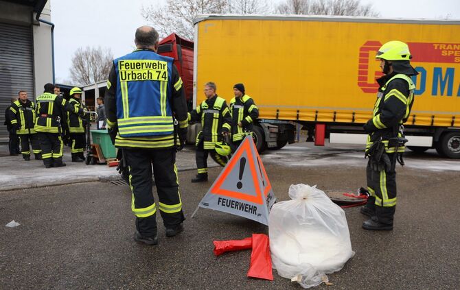 Diesel ausgelaufen 7.12.2018 Urbach_4