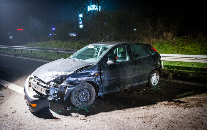 Frau in Lebensgefahr nach Unfall auf B 29 - Bild 06_0