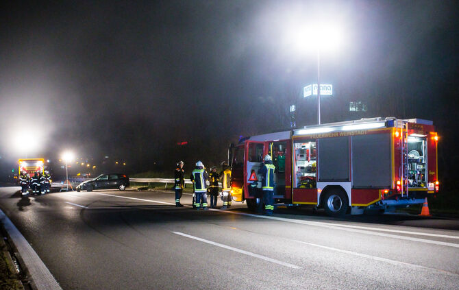Frau in Lebensgefahr nach Unfall auf B 29 - Bild 02_1