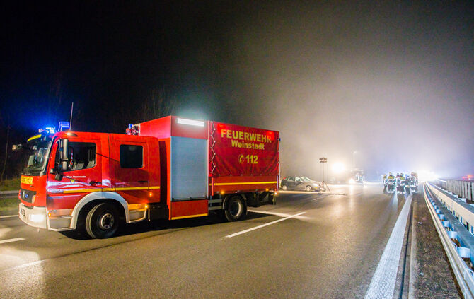 Frau in Lebensgefahr nach Unfall auf B 29 - Bild 09_4