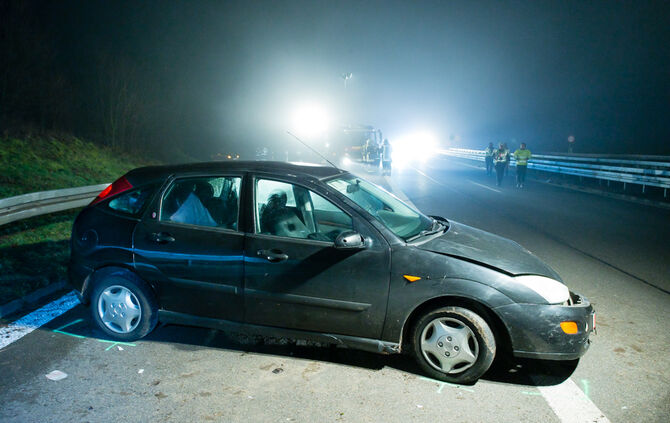 Frau in Lebensgefahr nach Unfall auf B 29 - Bild 11_6