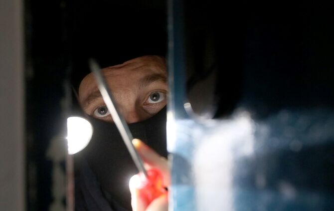 einbrecher-einbruch_0