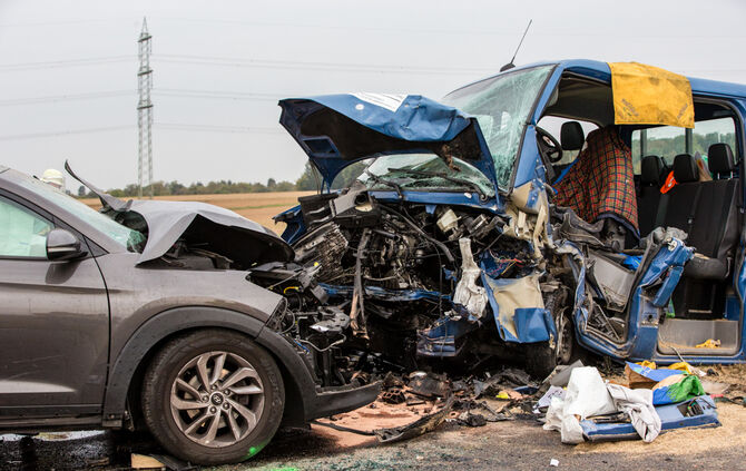 Schwerer Unfall zwischen Waiblingen-Hohenacker und Neckarrems._13