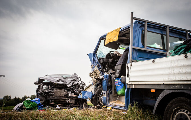 Schwerer Unfall zwischen Waiblingen-Hohenacker und Neckarrems._17