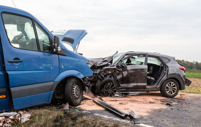 Schwerer Unfall zwischen Waiblingen-Hohenacker und Neckarrems._18
