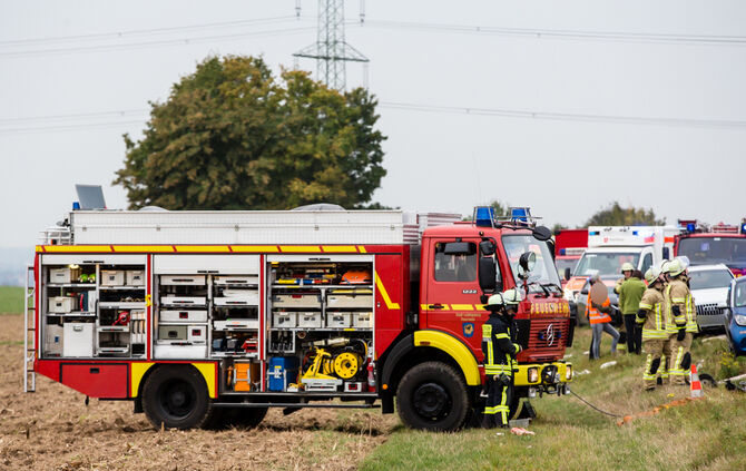 Schwerer Unfall zwischen Waiblingen-Hohenacker und Neckarrems._28