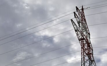 Strom Strommasten energie stromausfall symbol symbolbild symbolfoto