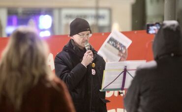 Corona Demo Schwäbisch Gmünd Stefan Schmidt Marktplatz coronaleugner