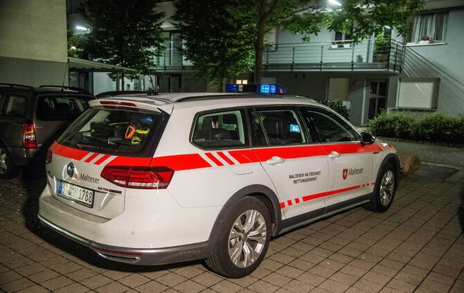 Zwei Leichen in Wohnung entdeckt_8