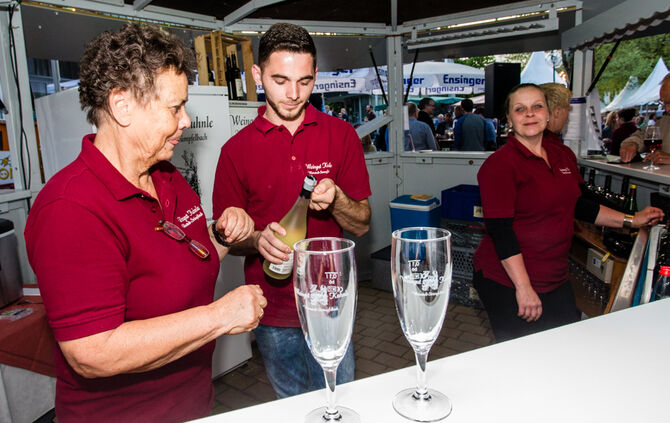 Weindorf eröffnet - Bild 03_4