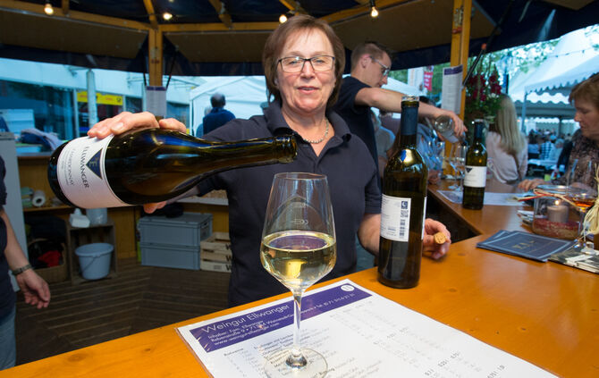 Weindorf eröffnet - Bild 13_13