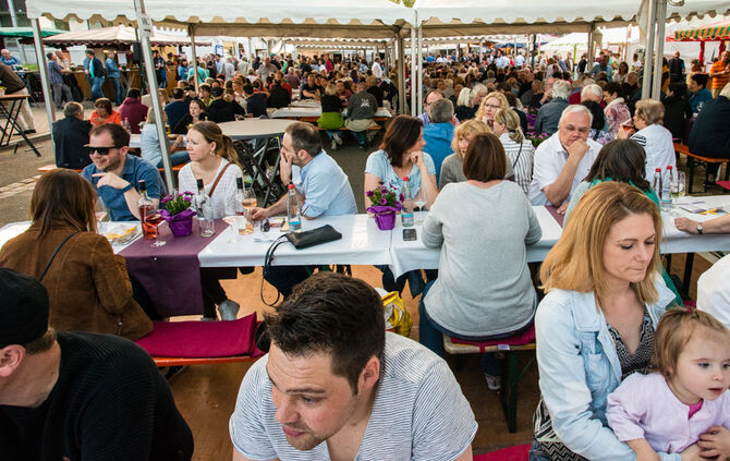 Weindorf eröffnet - Bild 26_26