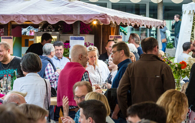 Weindorf eröffnet - Bild 47_46