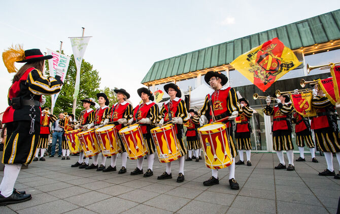 Weindorf eröffnet - Bild 58_57