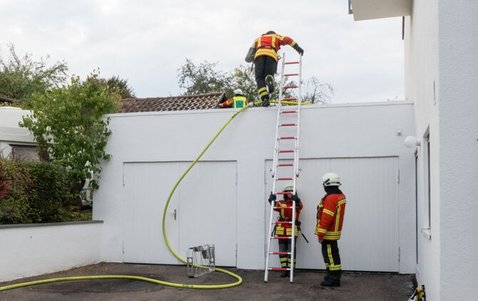 Grill entfacht Feuer - Bild 01_1