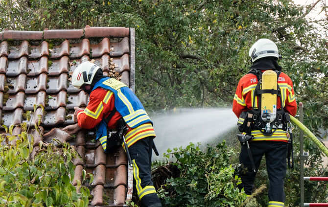 Grill entfacht Feuer - Bild 09_6
