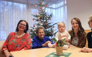 So feiern fünf Generationen von Frauen Weihnachten in Weinstadt_0