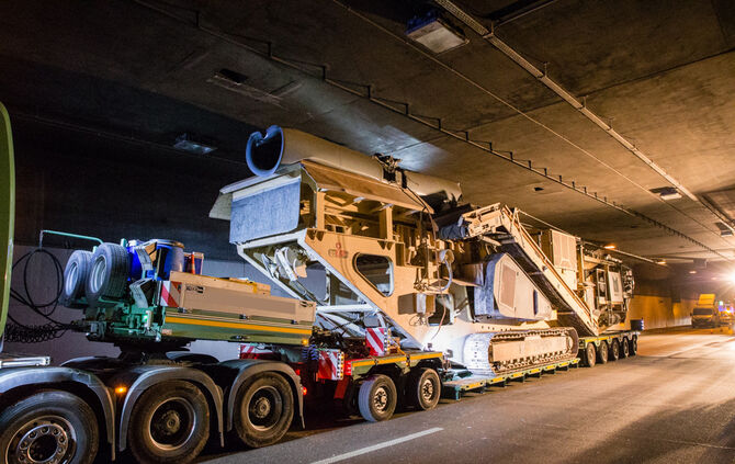Unfall verursacht Sperrung des Kappelbergtunnels - Bild 13_2