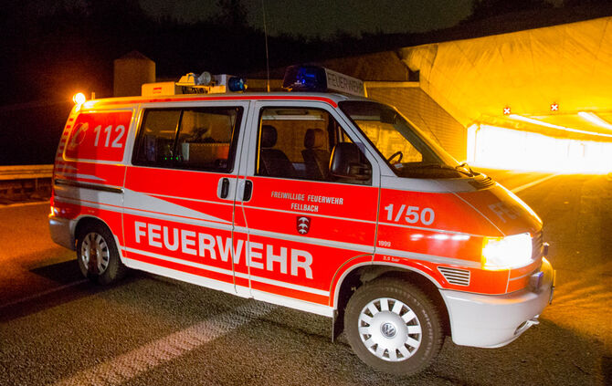 Unfall verursacht Sperrung des Kappelbergtunnels - Bild 01_14