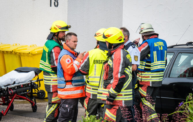 Ein Toter bei Brand - Bild 10_5