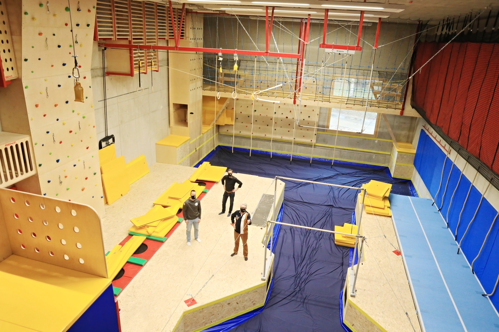 Das neue Sportvereinszentrum der SG Weinstadt "SGCube" wird Schülern