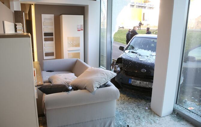 Auto im Schaufenster - Bild 07_5