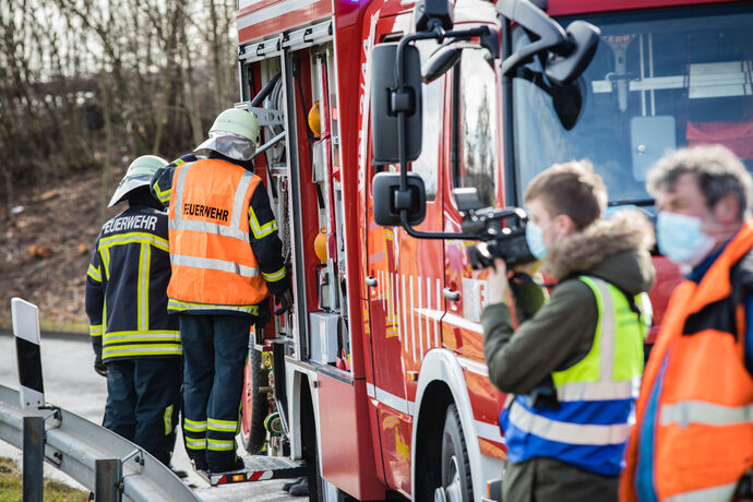 Lkw-Unfall, Überleitung B29 auf B14, Waiblingen, 19.02.2021.