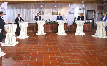 Podiumsdiskussion
