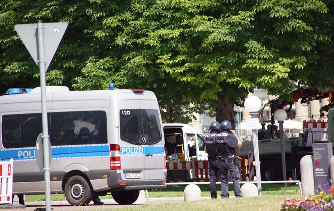 Großeinsatz am Stuttgarter Schlossplatz_4