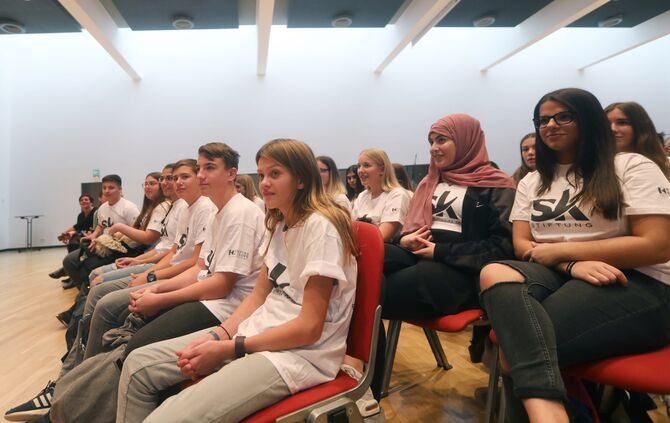 Sami Khedira in Fellbach-Schmiden_6