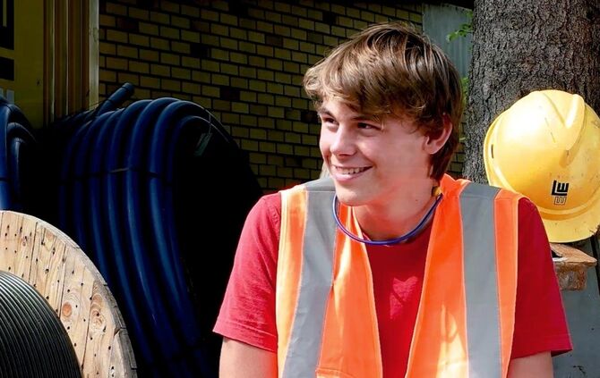 6b380363-dc3b-43c3-a91b-faac0024ef79.jpg_0