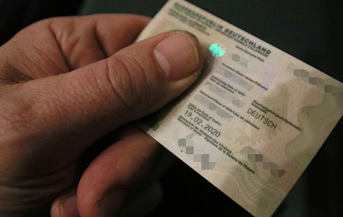 abgelaufener Personalausweis