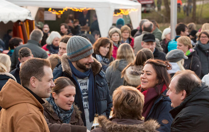 1000 Besucher beim Osterfeuer - Bild 15_8