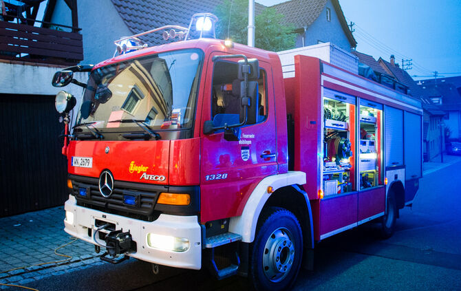 Auto rammt Hauswand - Bild 05_7