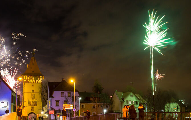 Glimpflicher Jahreswechsel für die Feuerwehren im Kreis - Bild 01_1