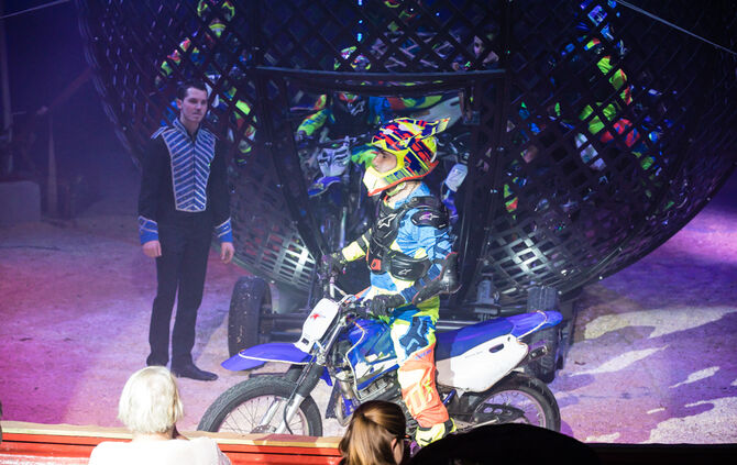 Lions-Club im Weihnachtszirkus - Bild 63_62