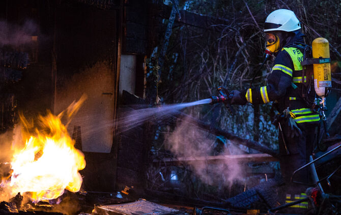 Gartenhaus abgebrannt - Bild 15_7