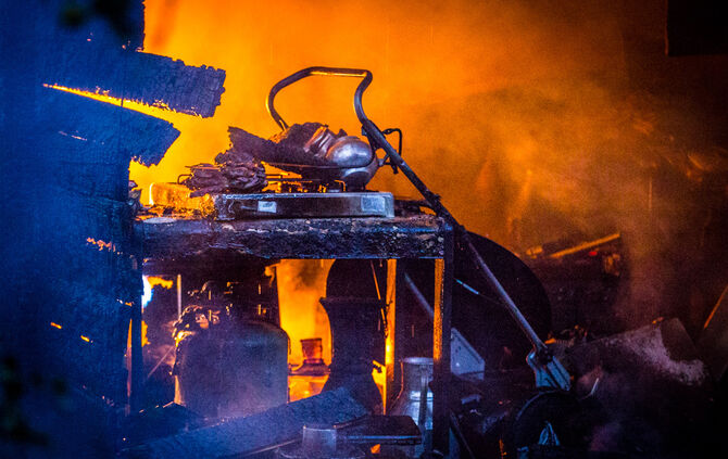 Gartenhaus abgebrannt - Bild 06_14