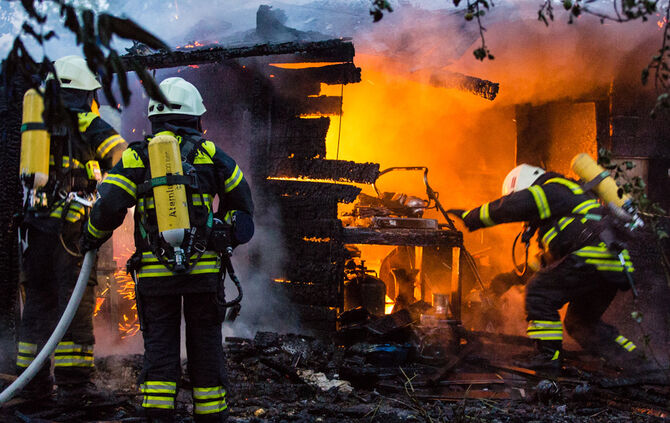 Gartenhaus abgebrannt - Bild 02_18