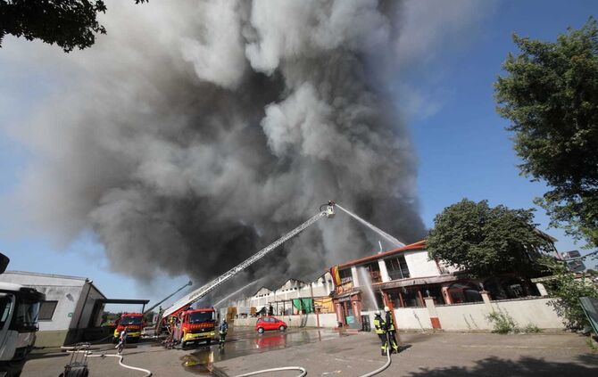 Großbrand Halle Remseck-Aldingen 13.7.2018_21